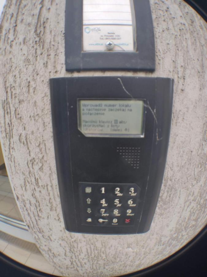 3030 Jana Spychalskiego 32 - Tanie Pokoje W Apartamencie - Samodzielne Zameldowanie - Self Check In พอซนาน ภายนอก รูปภาพ