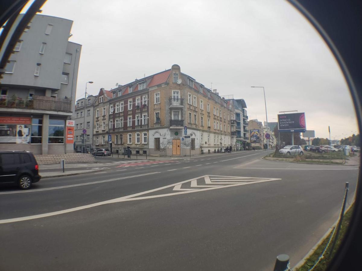 3030 Jana Spychalskiego 32 - Tanie Pokoje W Apartamencie - Samodzielne Zameldowanie - Self Check In พอซนาน ภายนอก รูปภาพ