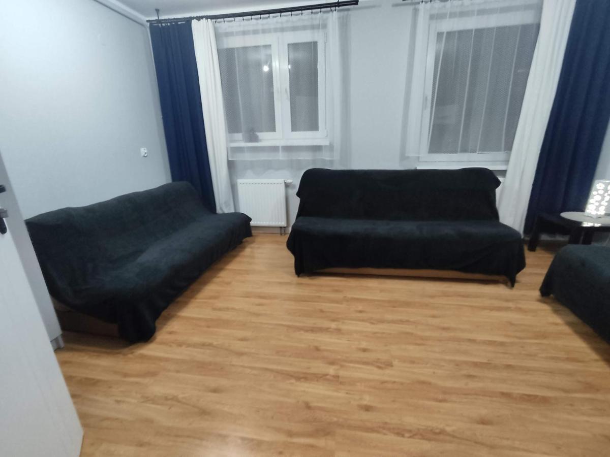 3030 Jana Spychalskiego 32 - Tanie Pokoje W Apartamencie - Samodzielne Zameldowanie - Self Check In พอซนาน ภายนอก รูปภาพ