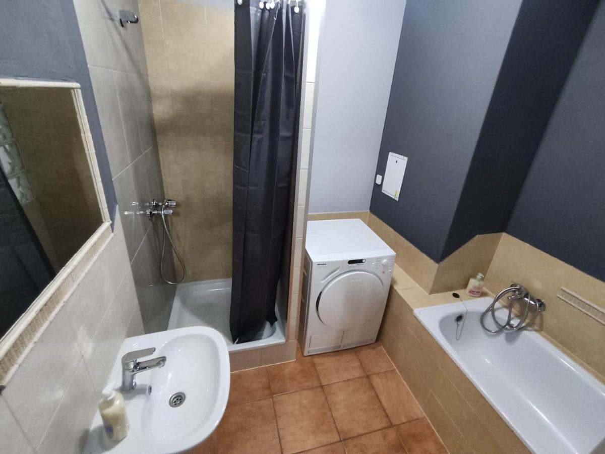 3030 Jana Spychalskiego 32 - Tanie Pokoje W Apartamencie - Samodzielne Zameldowanie - Self Check In พอซนาน ภายนอก รูปภาพ