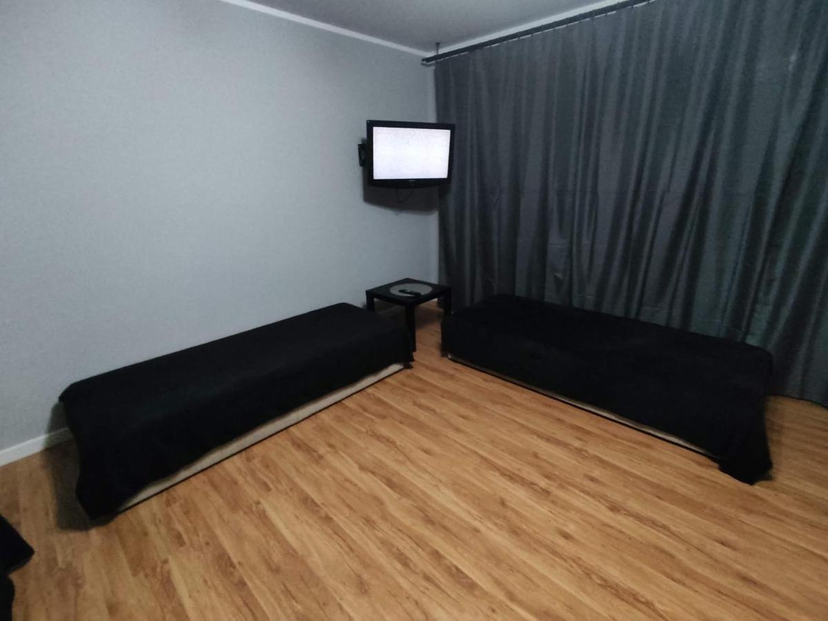3030 Jana Spychalskiego 32 - Tanie Pokoje W Apartamencie - Samodzielne Zameldowanie - Self Check In พอซนาน ภายนอก รูปภาพ
