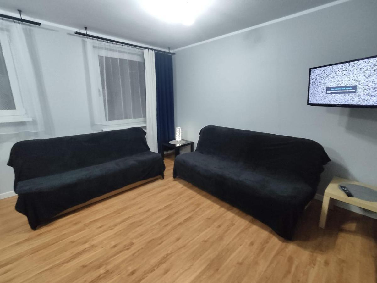 3030 Jana Spychalskiego 32 - Tanie Pokoje W Apartamencie - Samodzielne Zameldowanie - Self Check In พอซนาน ภายนอก รูปภาพ