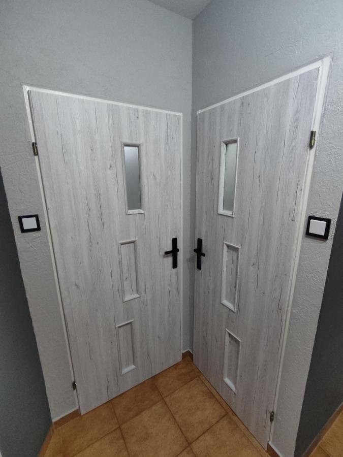 3030 Jana Spychalskiego 32 - Tanie Pokoje W Apartamencie - Samodzielne Zameldowanie - Self Check In พอซนาน ภายนอก รูปภาพ